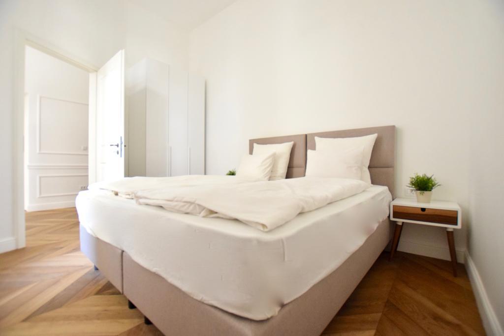 Luxury Apartment By Hi5 - Bazilika Suite Budapest Eksteriør bilde
